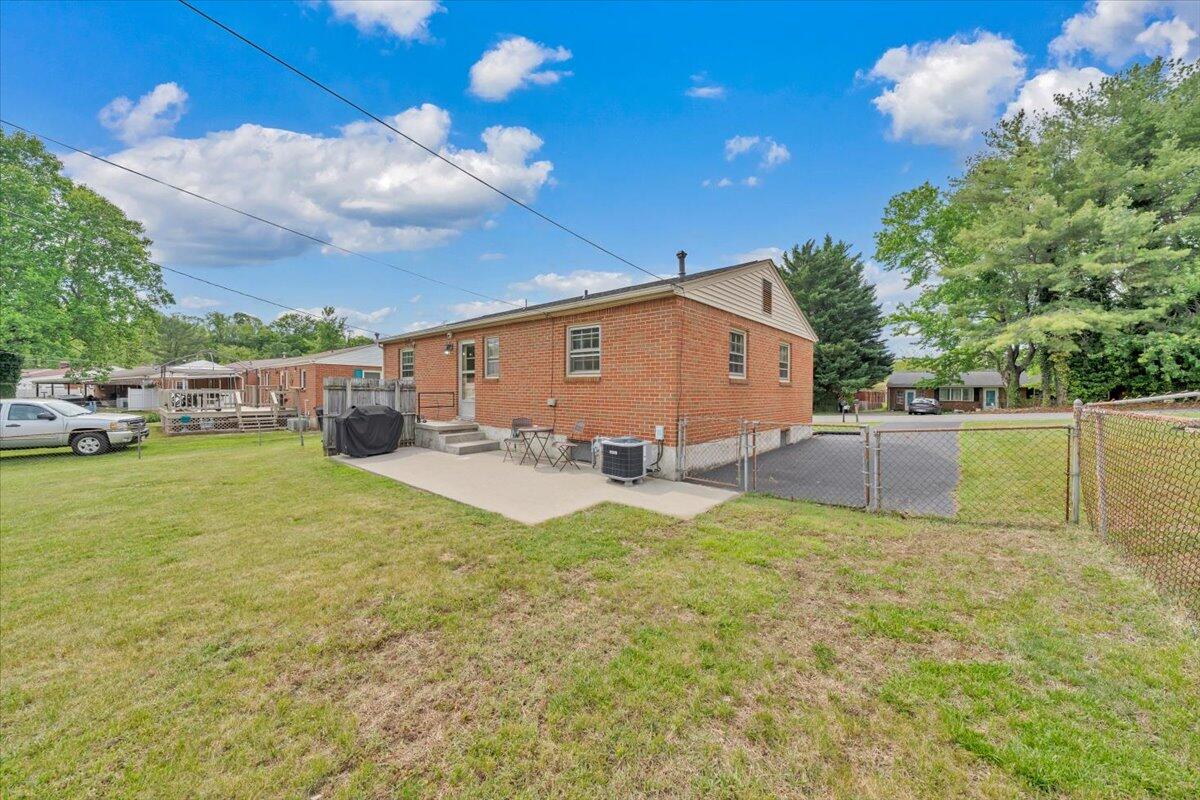139 Return Road Roanoke, VA 24019 - Photo 41 of 47 41-MIB01020