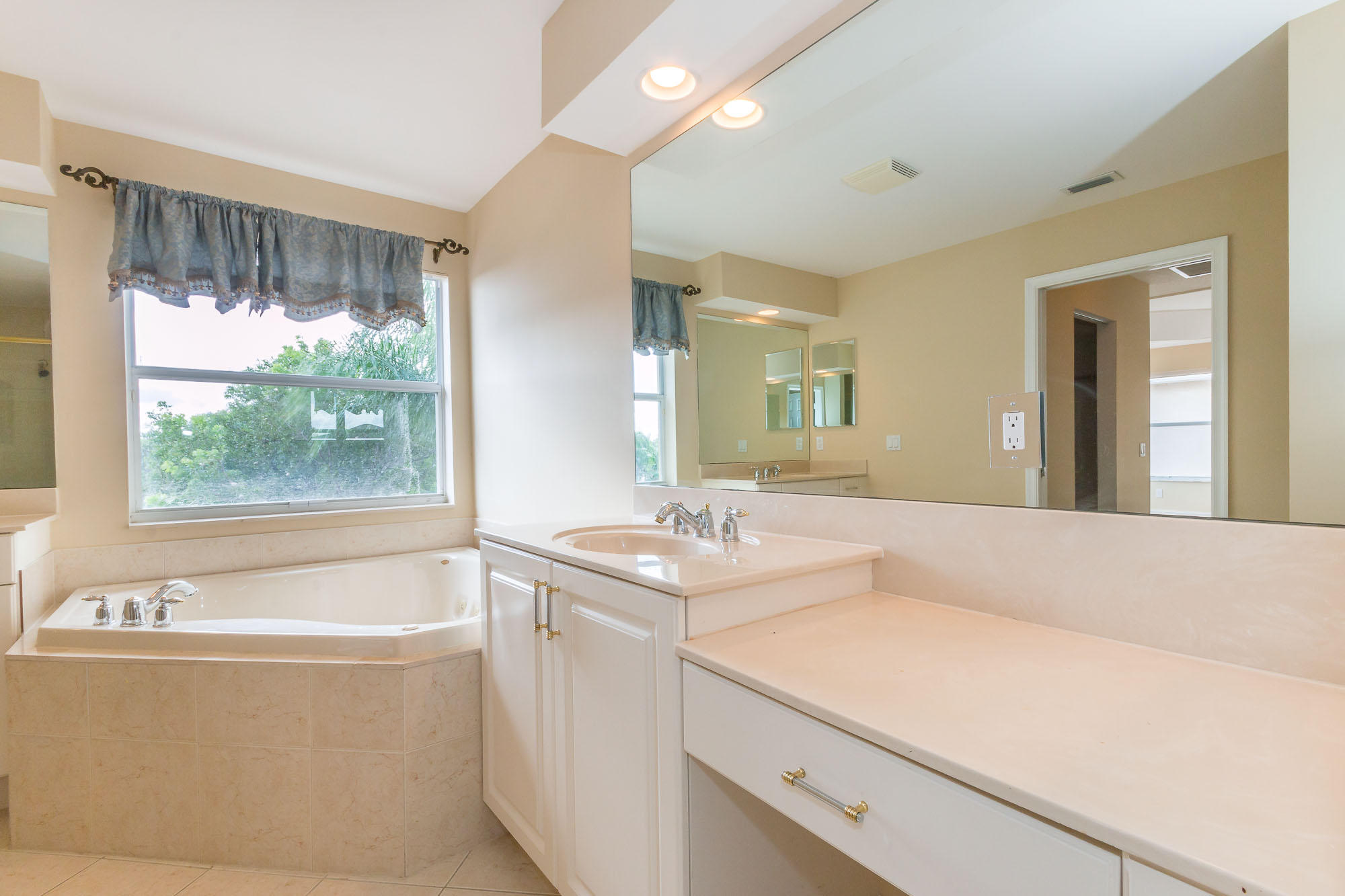 8968 Chestnut Ridge Way Boynton Beach, FL 33473 - Photo 13 of 31 new master bathroom