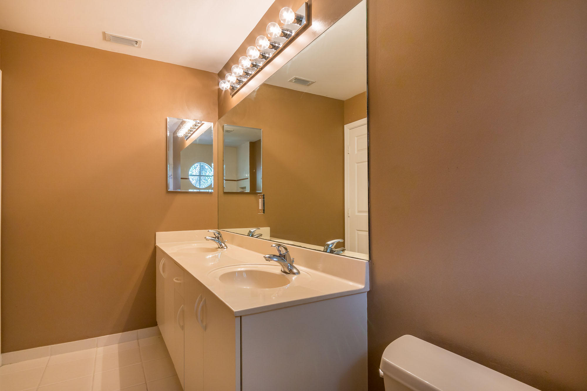 8968 Chestnut Ridge Way Boynton Beach, FL 33473 - Photo 23 of 31 new guestbath
