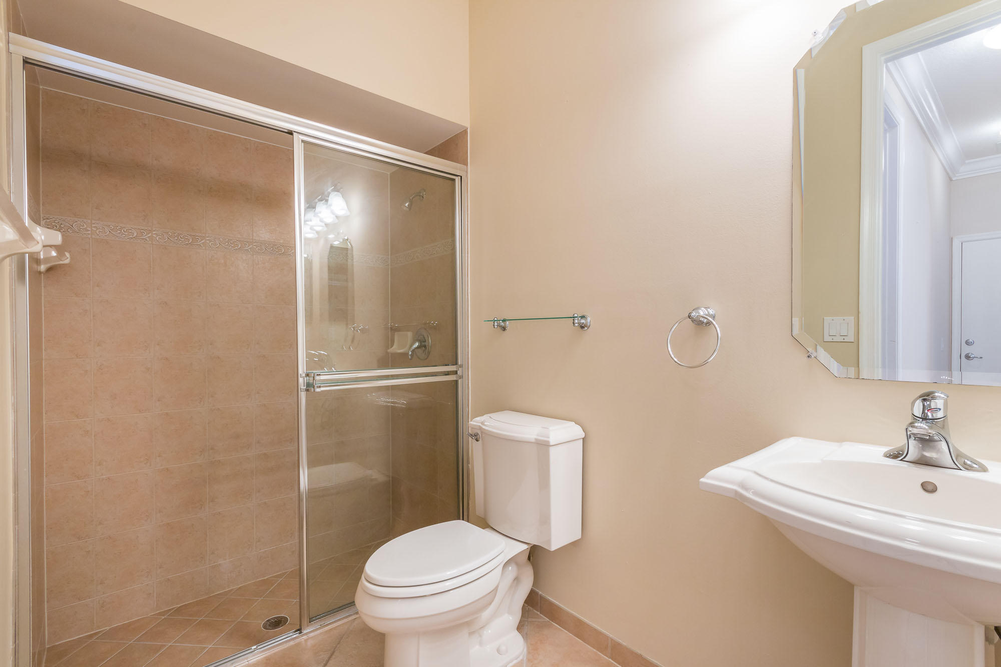 8968 Chestnut Ridge Way Boynton Beach, FL 33473 - Photo 25 of 31 new bath