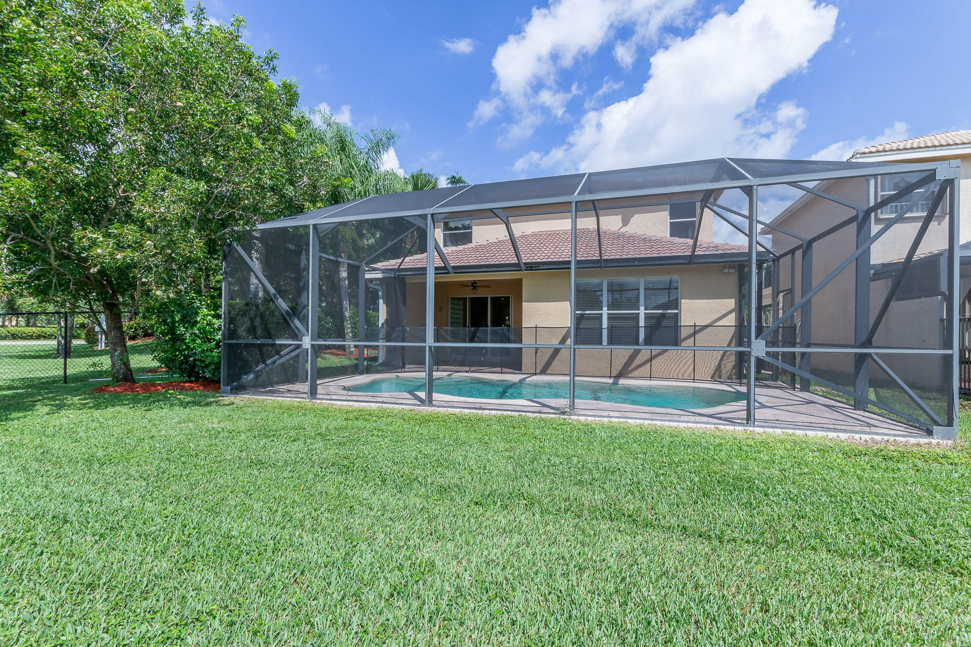 8968 Chestnut Ridge Way Boynton Beach, FL 33473 - Photo 28 of 31 new backyard-pool