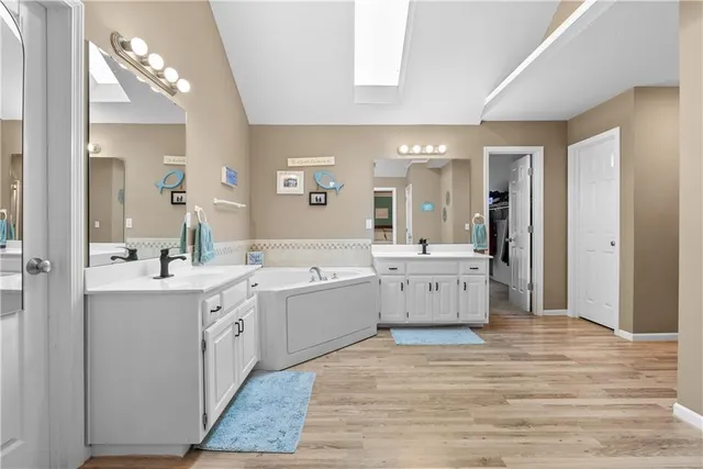 $450,000 | 3016 South Grizzly Avenue, Blue Springs, MO 64015