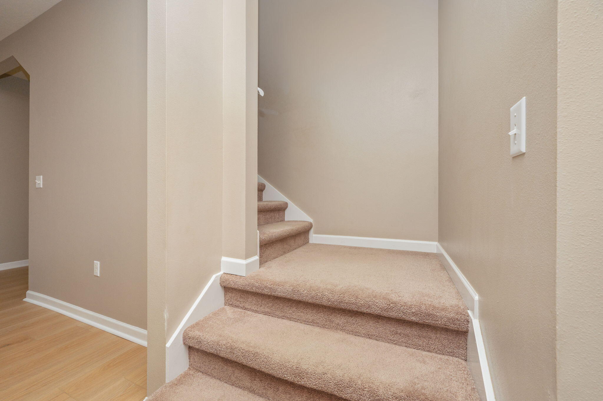 5275 Moore Loop Crestview, FL 32536 - Photo 22 of 32 a view of entryway