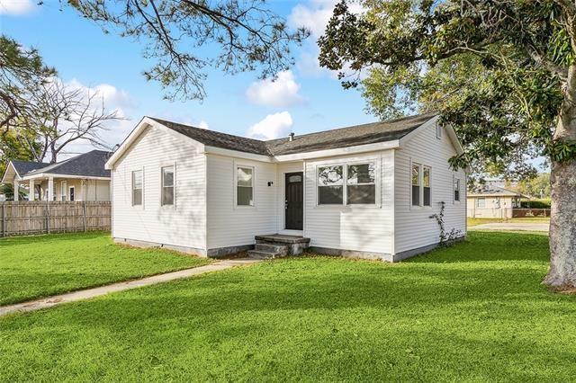 927 Rupp Street Gretna, LA 70053 - Photo 1 of 11 Gallery Image 1