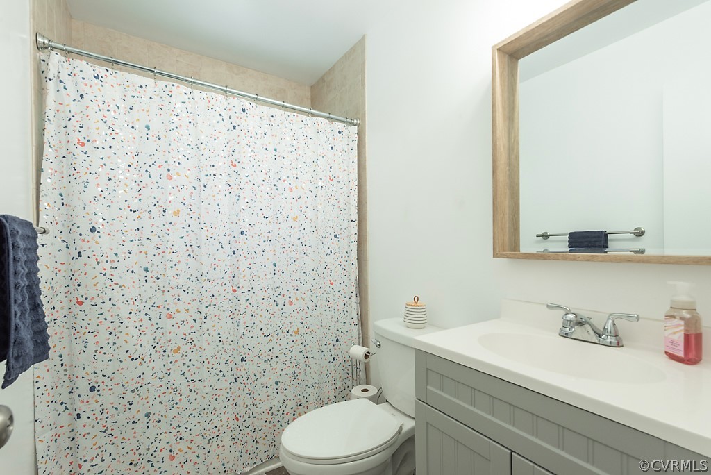 3825 Frankmont Road Richmond, VA 23234 - Photo 35 of 47 a bathroom with a sink toilet and shower