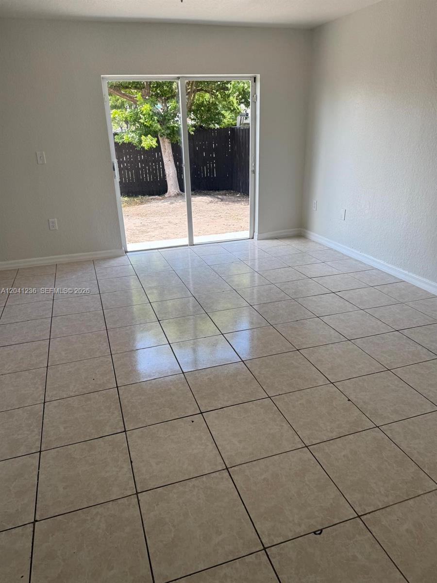 13567 Southwest 264th Terrace Homestead, FL 33032 - Photo 7 of 18