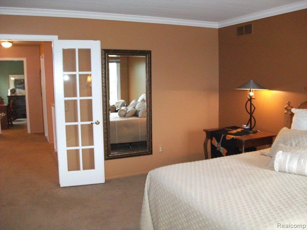 921 Golfview Court Rochester, MI 48307 - Photo 17 of 25 Master Suite w/French Doors