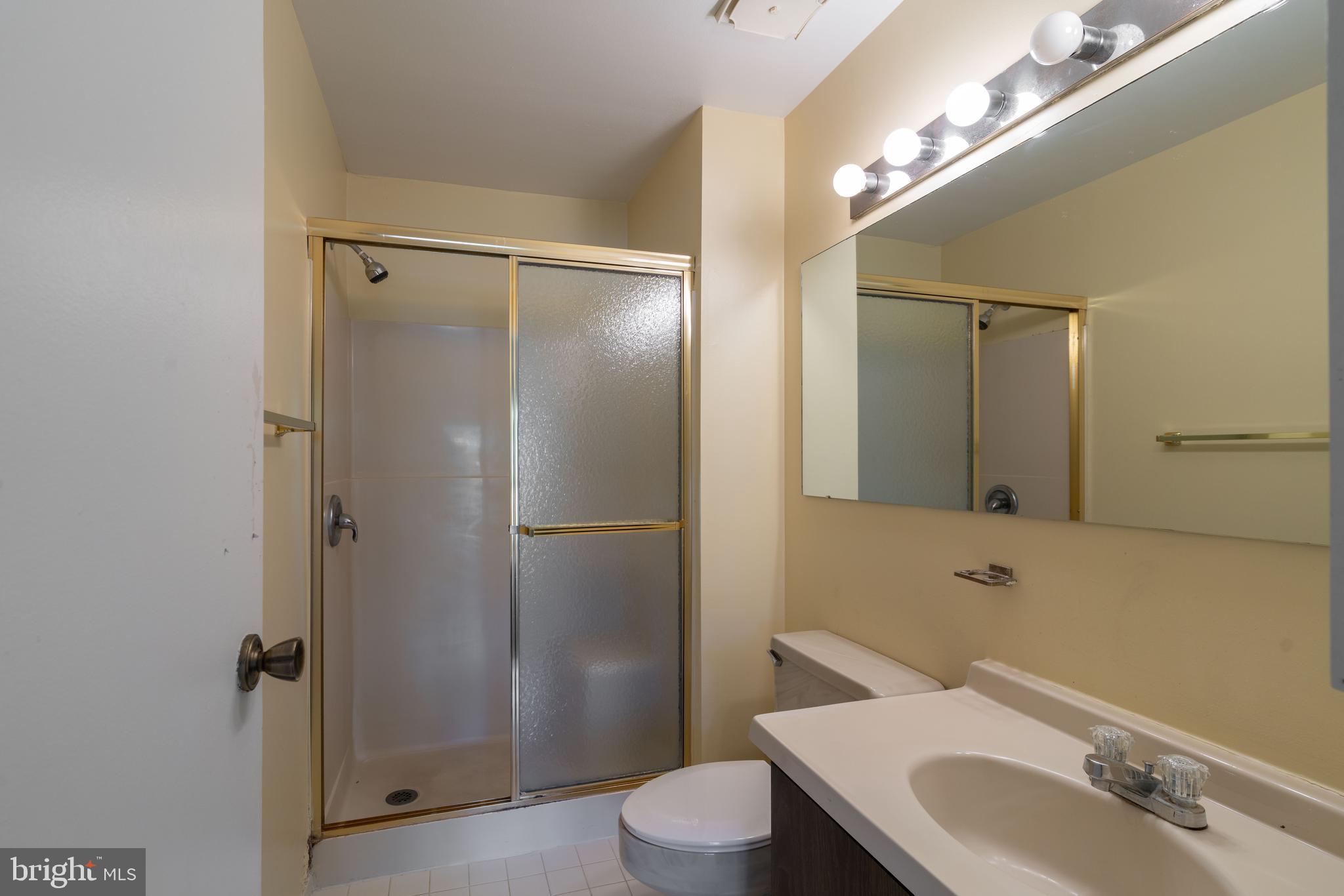 503 Raintree Lane Malvern, PA 19355 - Photo 14 of 19 Master Bath