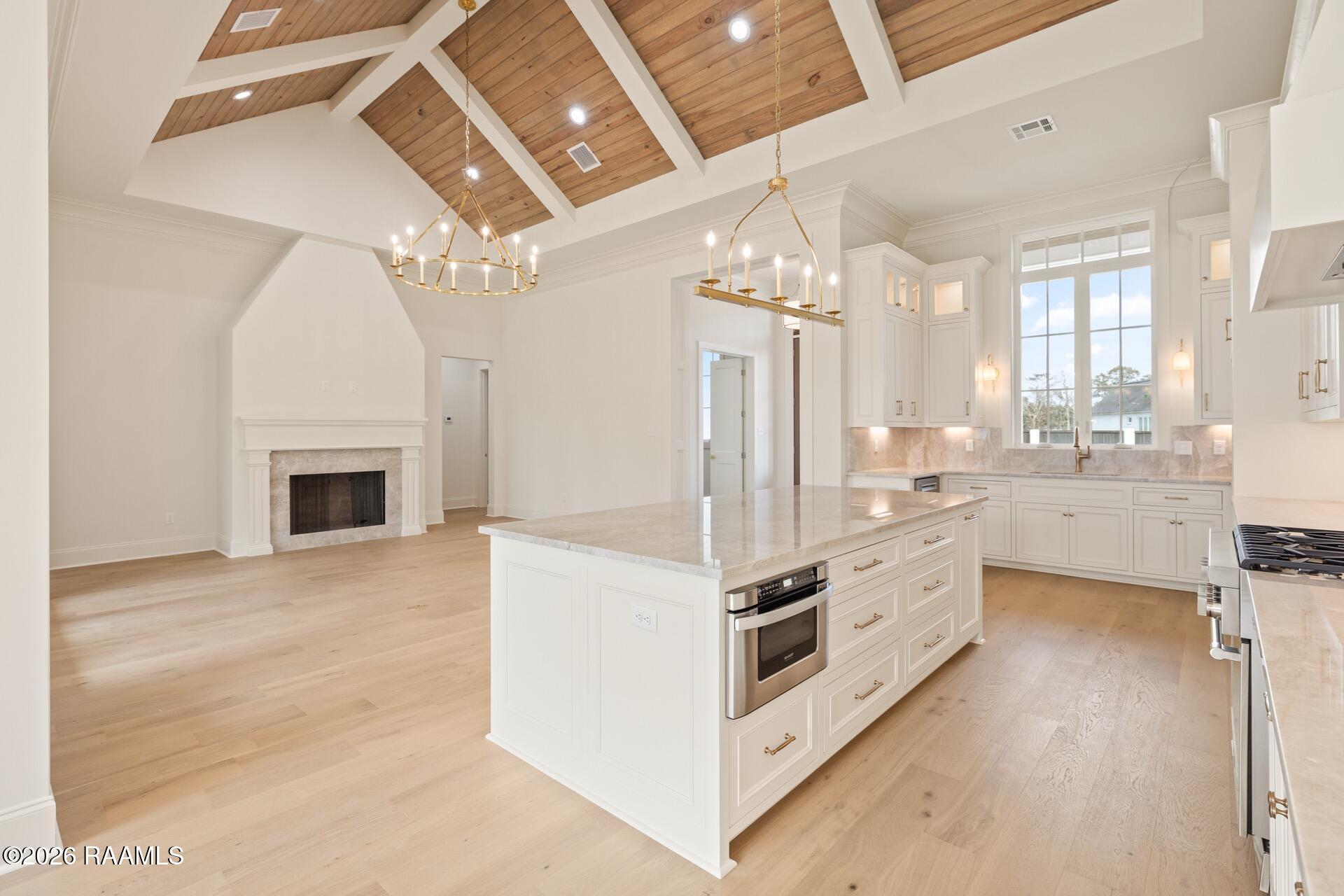 504 Winthorpe Row Lafayette, LA 70503 - Photo 13 of 55 504 Winthrope-18