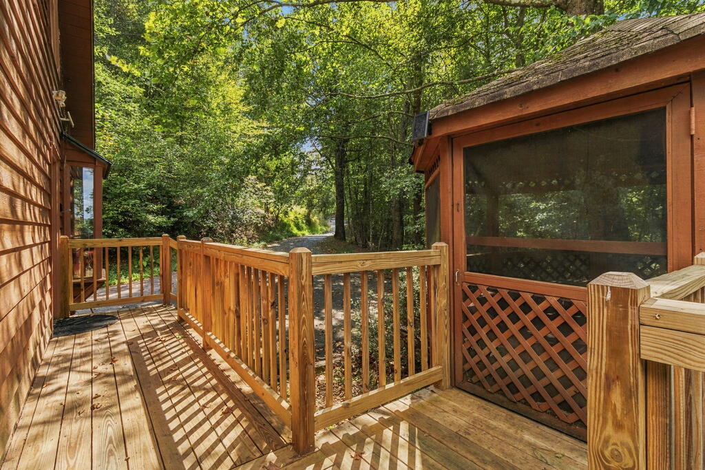 517 Ridge Road Blue Ridge, GA 30513 - Photo 33 of 45 Gallery Image 33