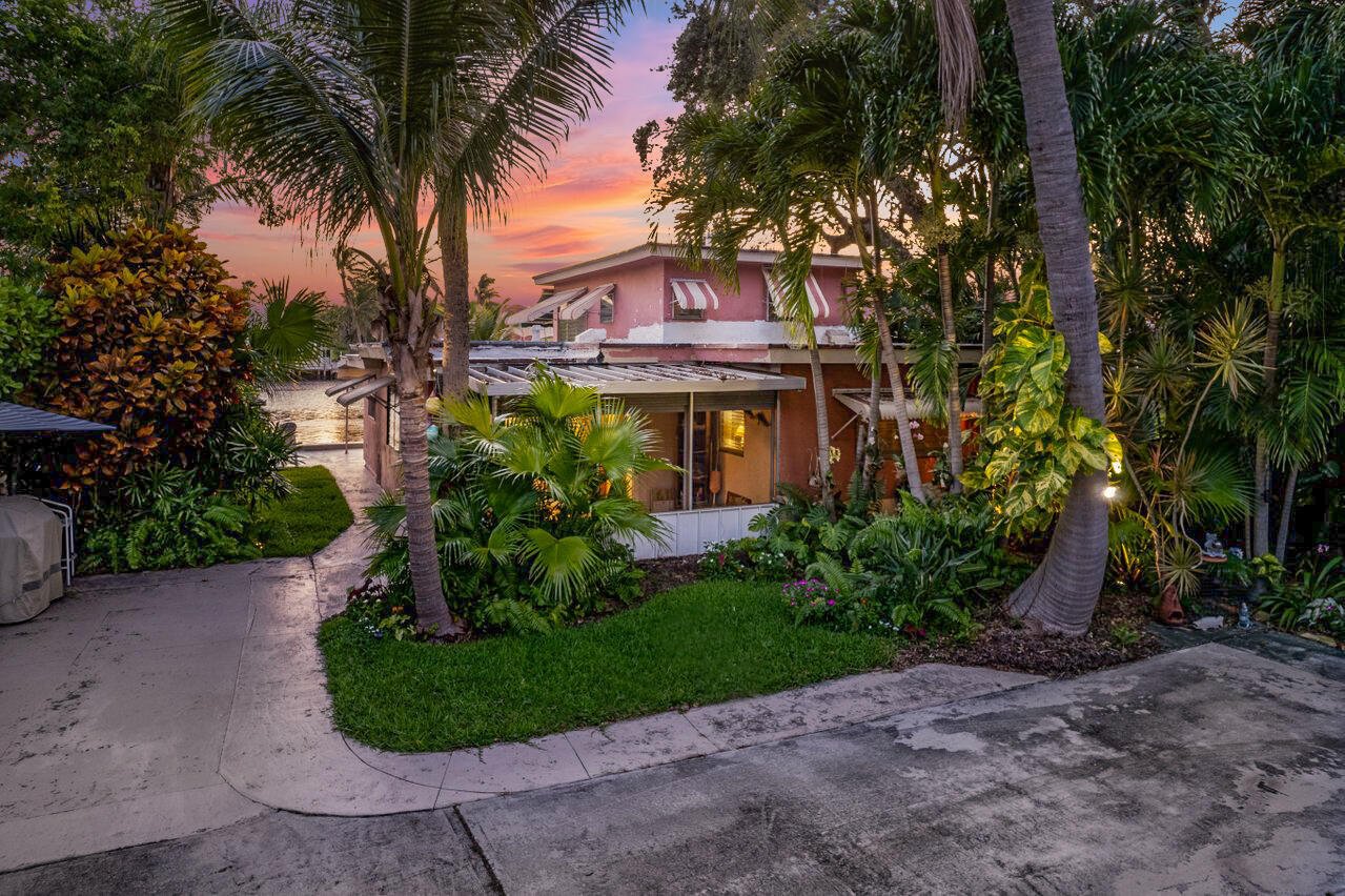 11091 Ellison Wilson Road North Palm Beach, FL 33408 - Photo 9 of 47 Back exterior