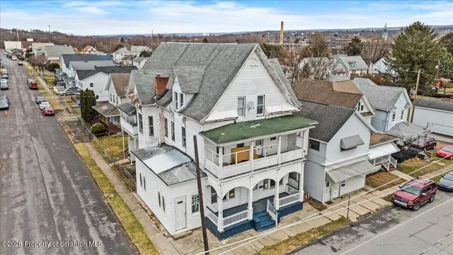 $279,000 | 724 Court Street, Scranton, PA 18508
