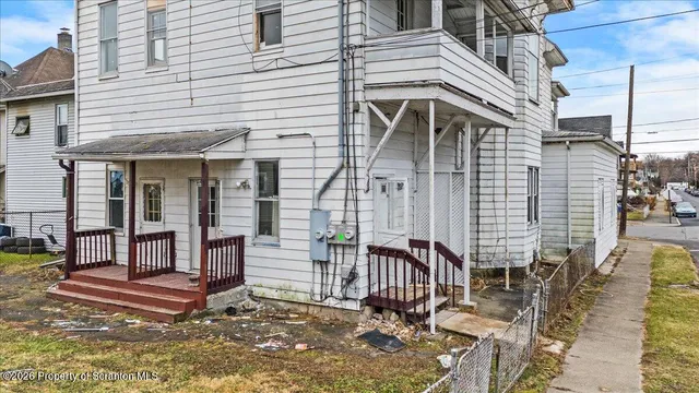$279,000 | 724 Court Street, Scranton, PA 18508
