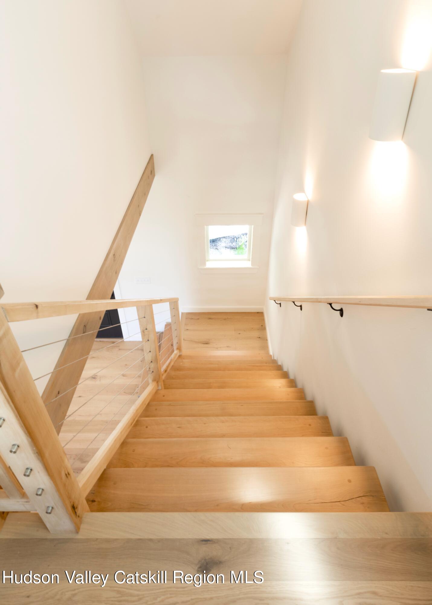 382 Beaverkill Road Olivebridge, NY 12461 - Photo 17 of 40 a view of entryway