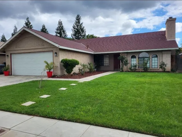 $520,000 | 1490 Fir Avenue, Clovis, CA 93611