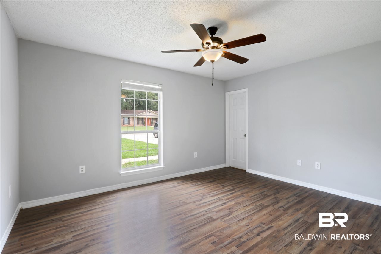 203 Myrtle Court Foley, AL 36535 - Photo 8 of 17 Gallery Image 8