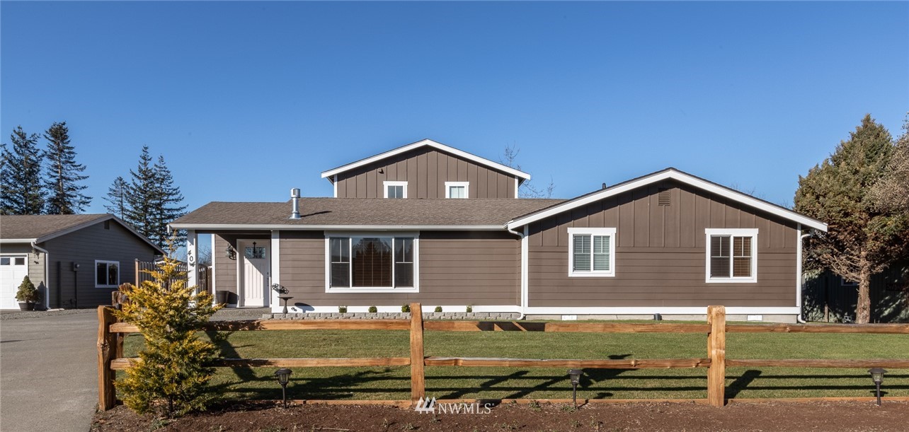 404 Cascade Way Lynden, WA 98264 - Photo 1 of 25 Gallery Image 1