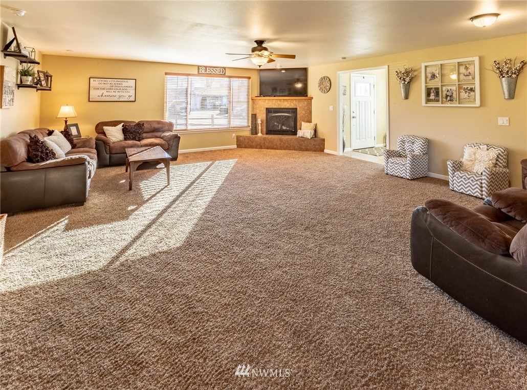 404 Cascade Way Lynden, WA 98264 - Photo 3 of 25 Gallery Image 3