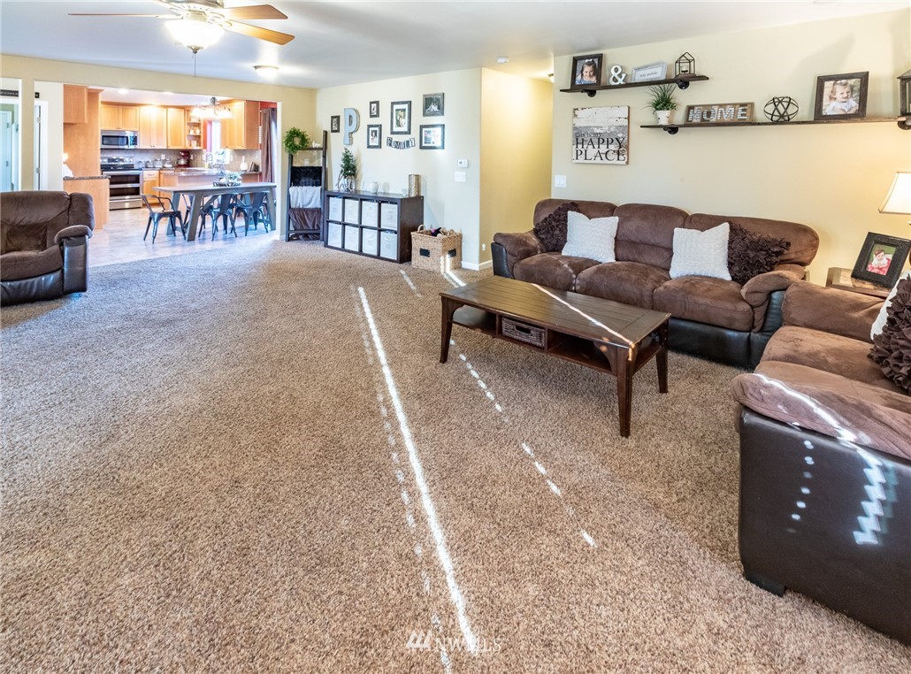 404 Cascade Way Lynden, WA 98264 - Photo 4 of 25 Gallery Image 4
