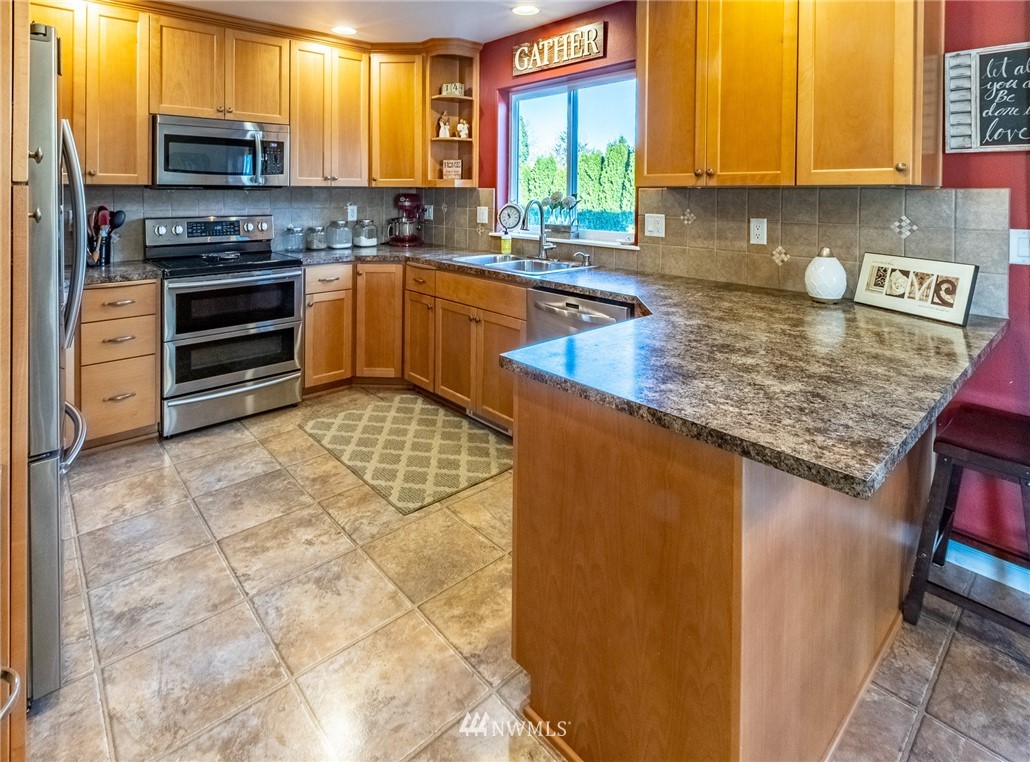 404 Cascade Way Lynden, WA 98264 - Photo 7 of 25 Gallery Image 7
