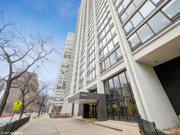 $260,000 | 5445 North Sheridan Road, Unit 808, Chicago, IL 60640