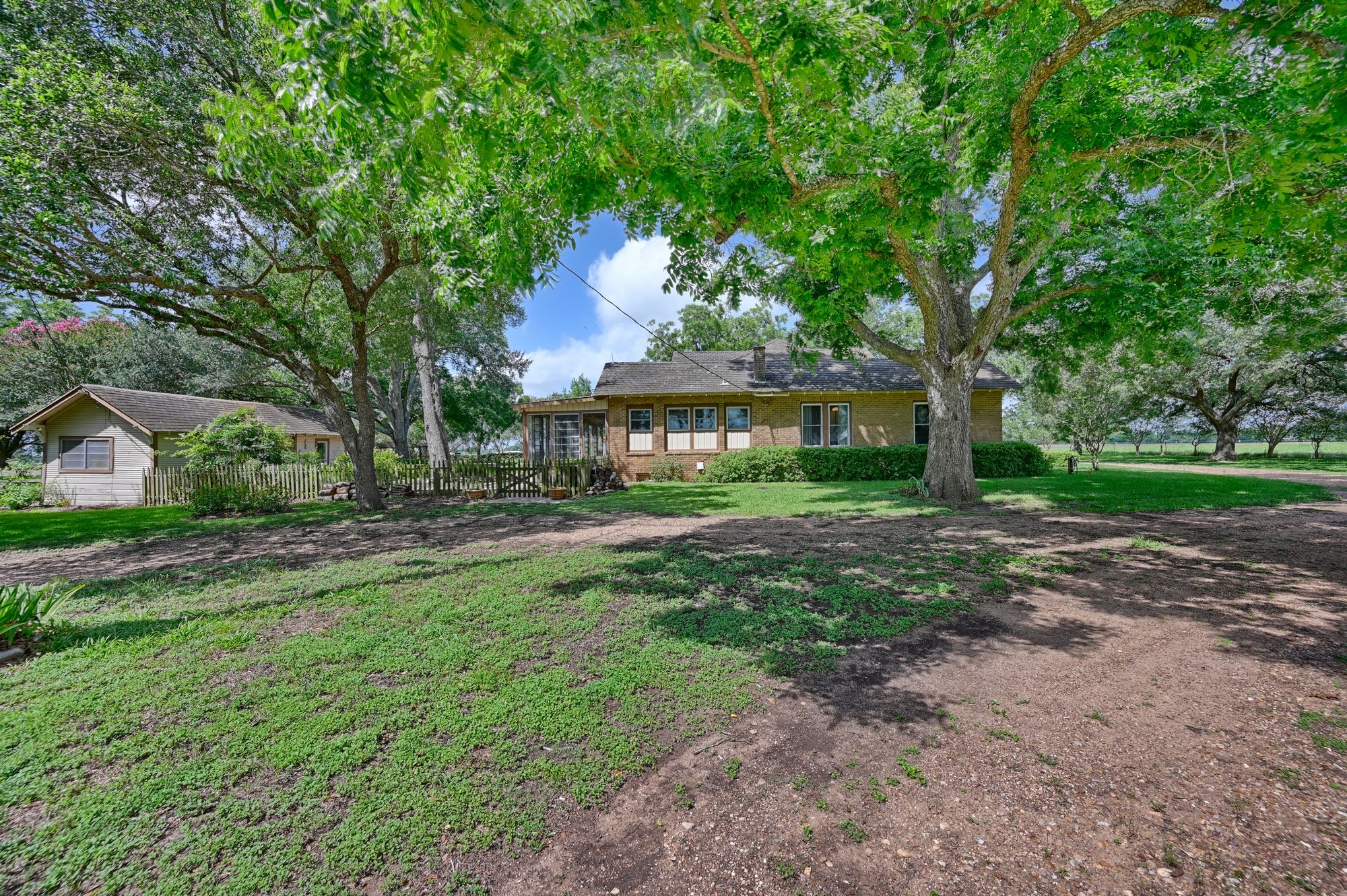 3348 West Ueckert Road Bellville, TX 77418 - Photo 32 of 45