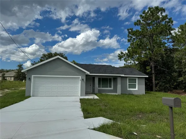 $1,650 | 24 Malauka Loop Place, Ocklawaha, FL 32179