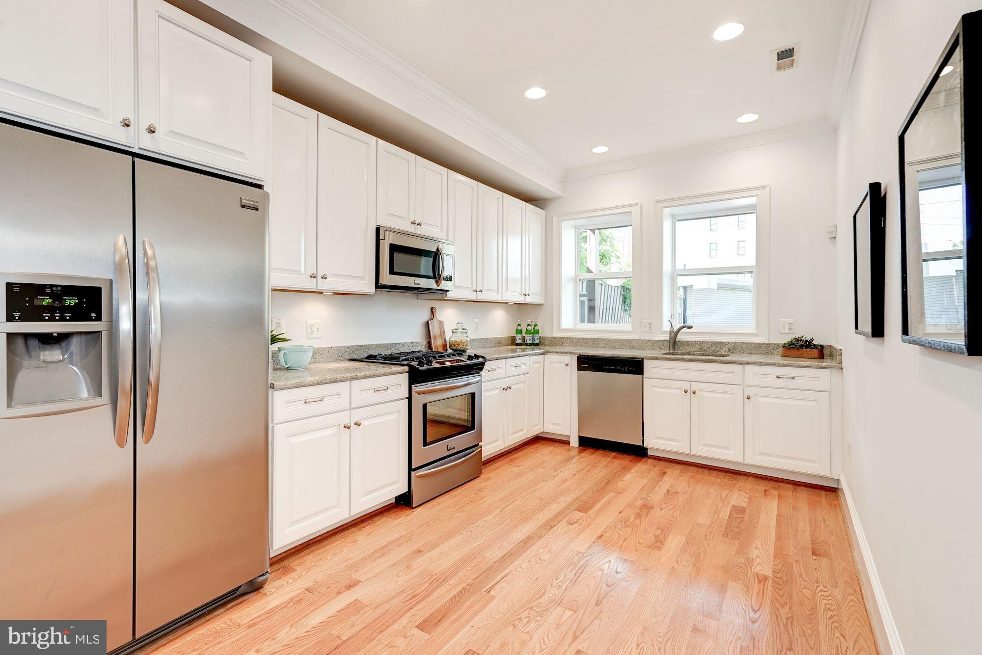 1210 I Street Northeast Washington, DC 20002 - Photo 10 of 28 Stainless Appliances