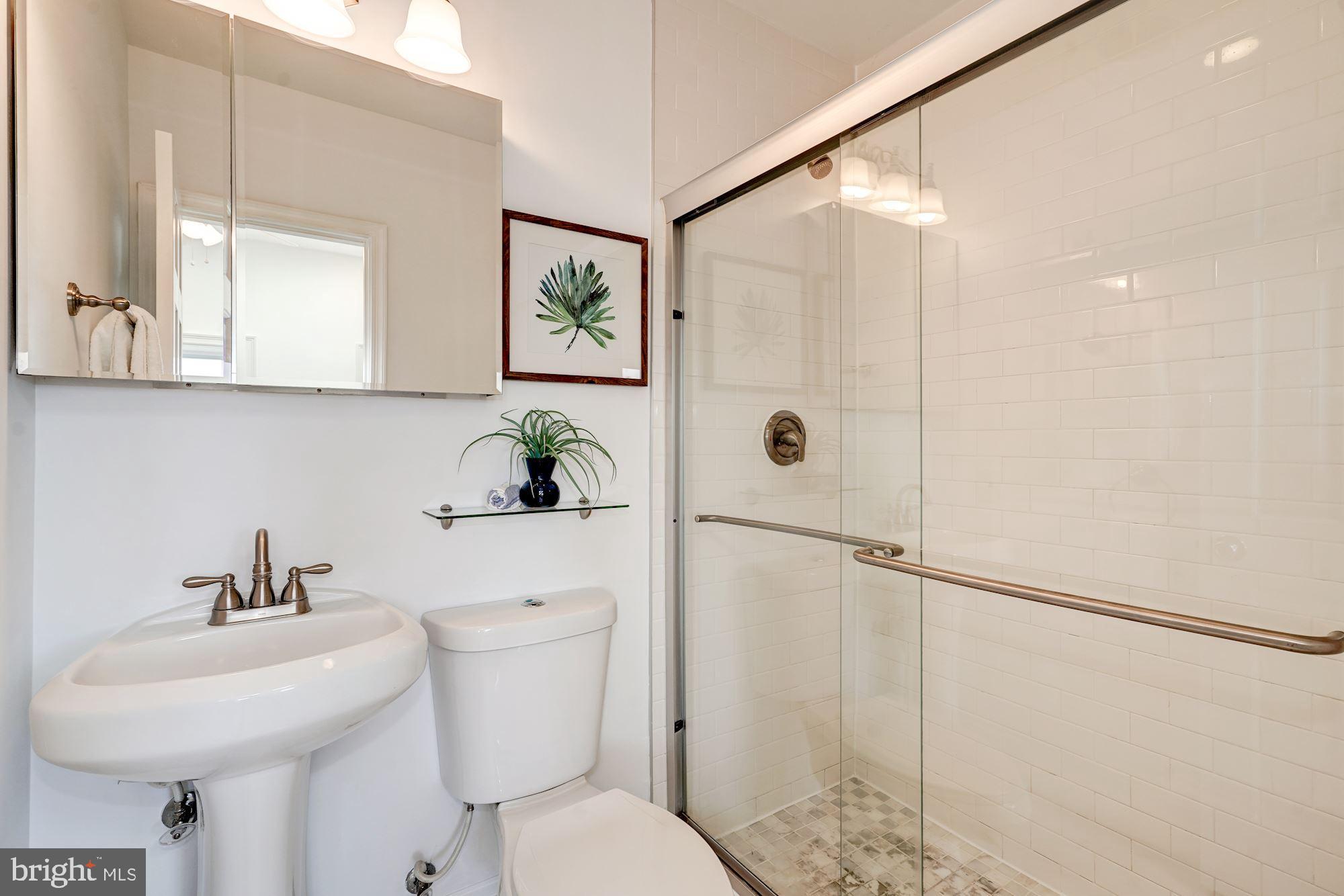 1210 I Street Northeast Washington, DC 20002 - Photo 14 of 28 Owner's Bath