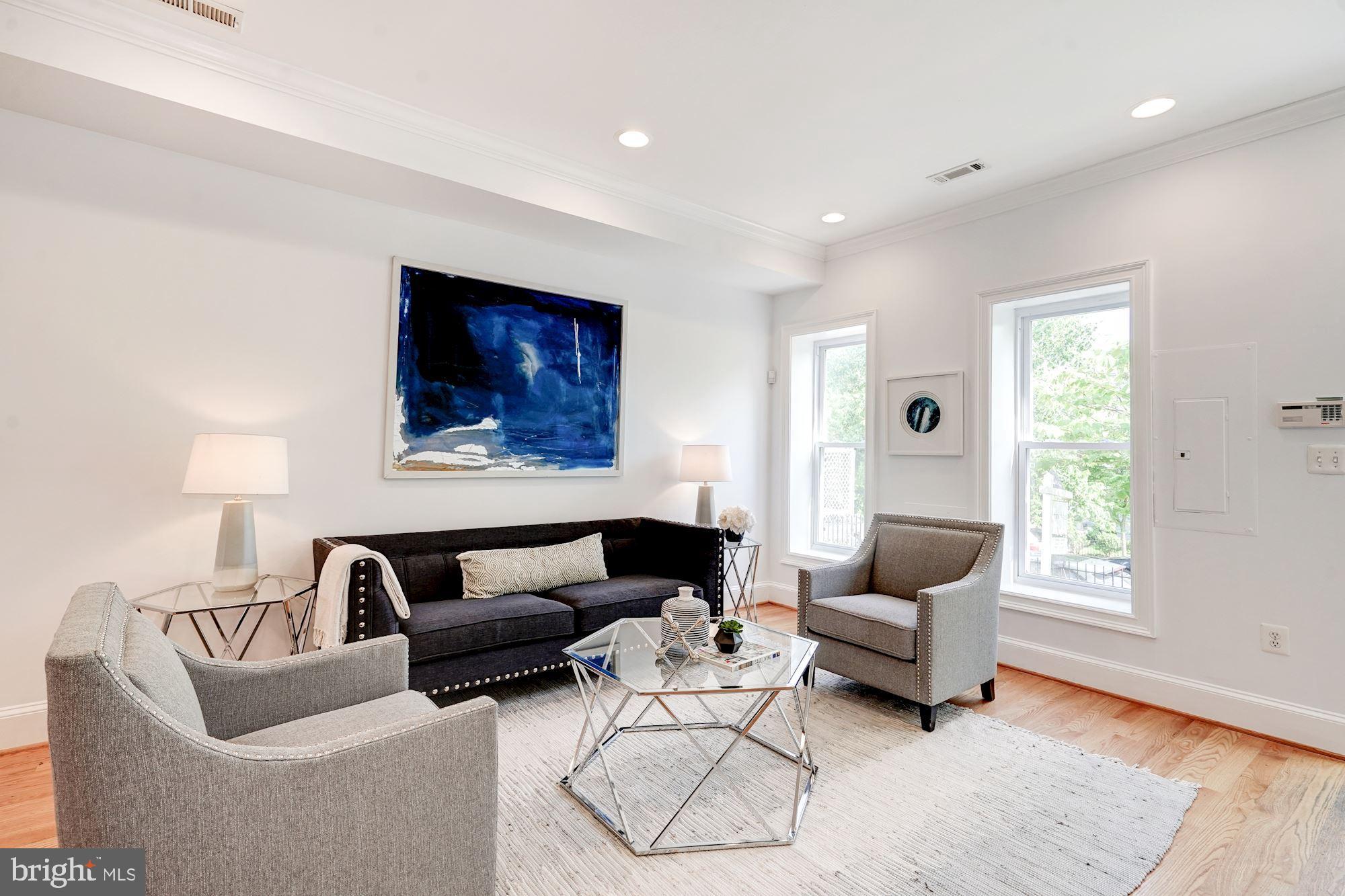 1210 I Street Northeast Washington, DC 20002 - Photo 6 of 28 Living Room