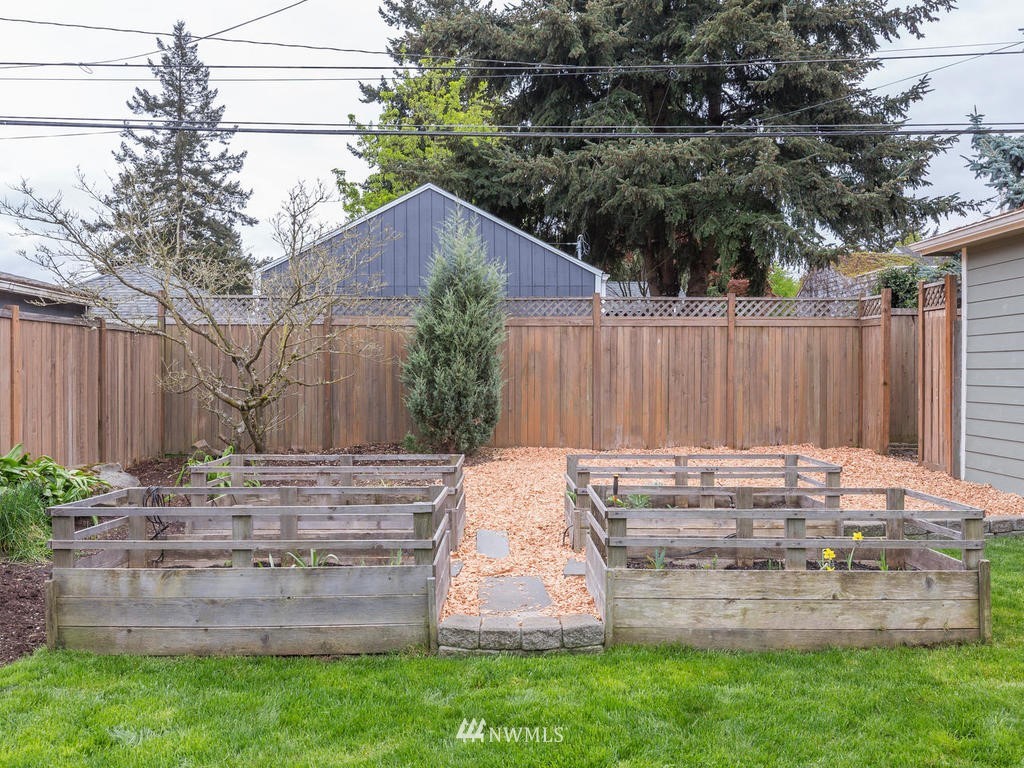 3201 Southwest Roxbury Street Seattle, WA 98126 - Photo 21 of 25 Gallery Image 21