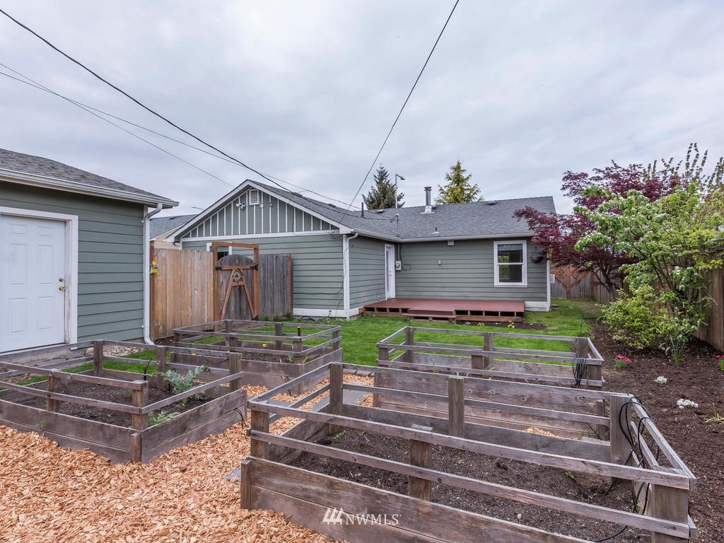 3201 Southwest Roxbury Street Seattle, WA 98126 - Photo 22 of 25 Gallery Image 22