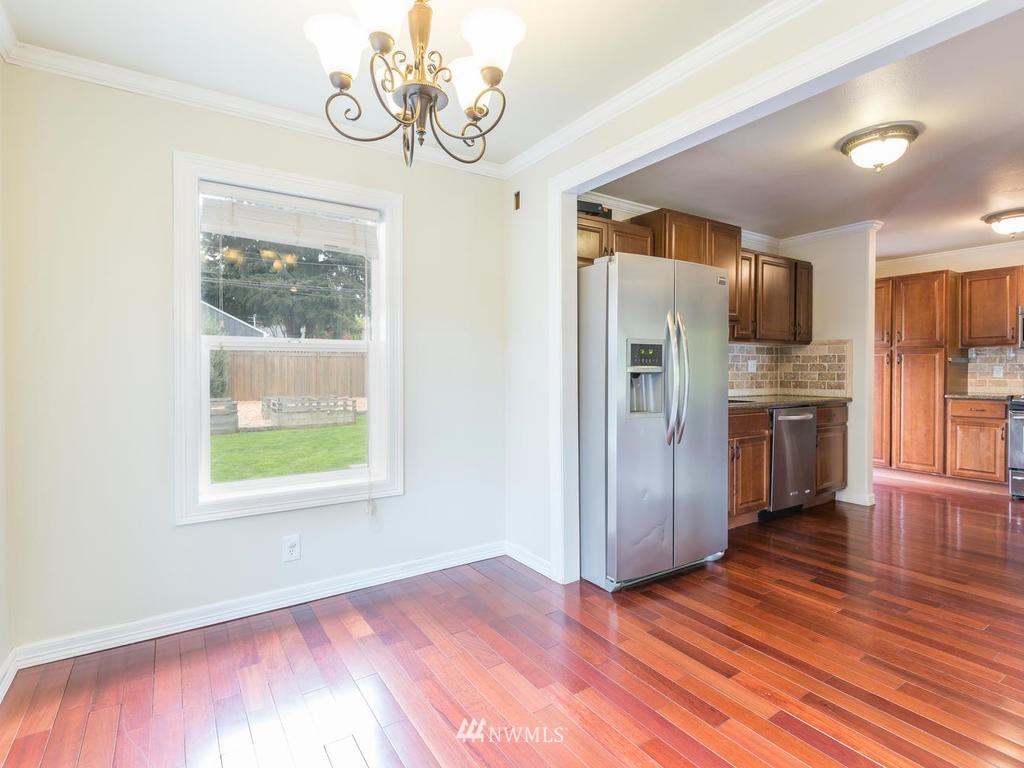 3201 Southwest Roxbury Street Seattle, WA 98126 - Photo 7 of 25 Gallery Image 7