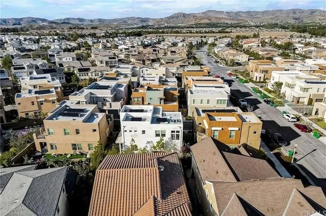 $1,575,000 | 111 Newall, Irvine, CA 92618