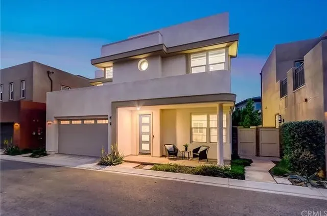 $1,575,000 | 111 Newall, Irvine, CA 92618
