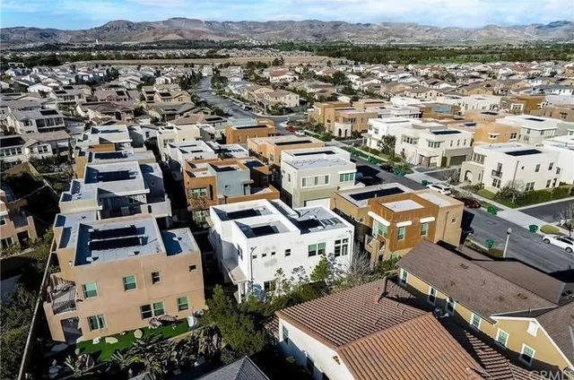 $1,575,000 | 111 Newall, Irvine, CA 92618