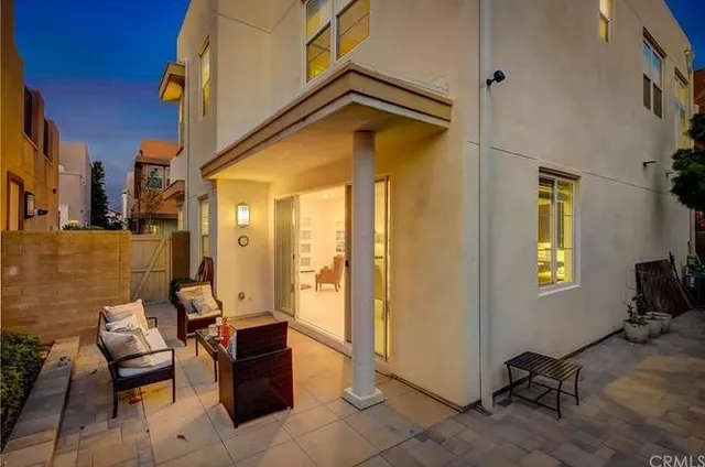 $1,575,000 | 111 Newall, Irvine, CA 92618