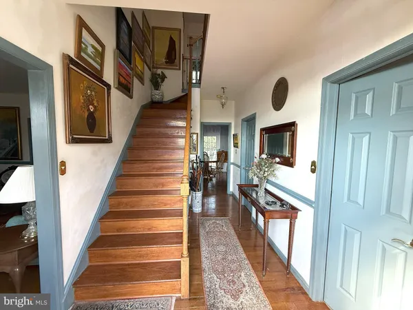 a view of an entryway