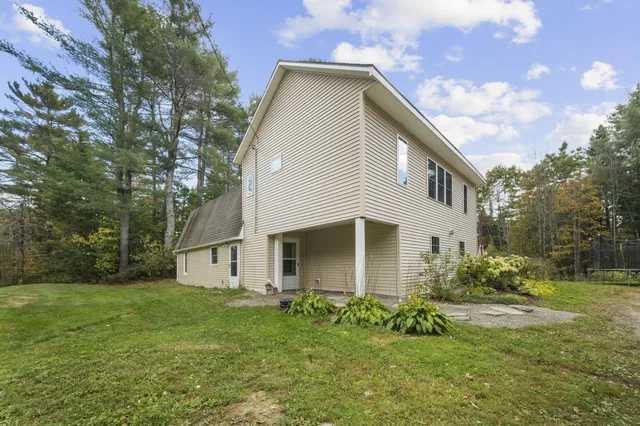 $475,000 | 390 North Searsport Road, Prospect, ME 04981