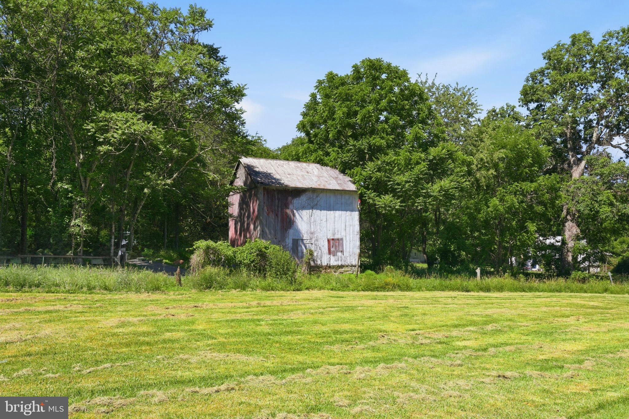 12340 Kingsley Road Clarksburg, MD 20871 - Photo 9 of 19 Historic tobacco barn