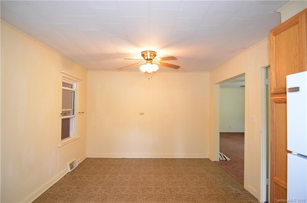 190 Shell Road Marion, NC 28752 - Photo 12 of 28 Gallery Image 12