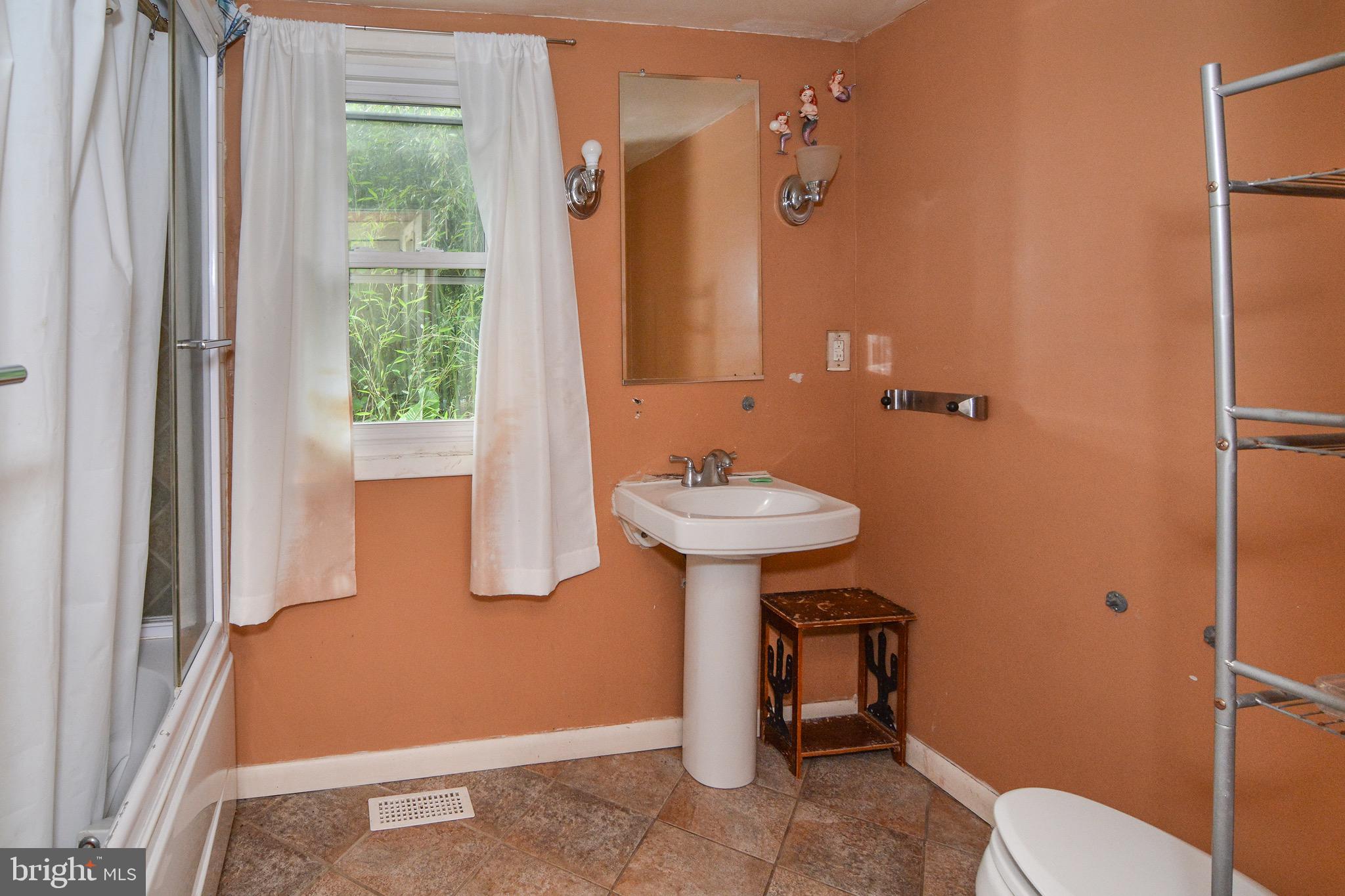 1818 Beech Avenue Hanover, MD 21076 - Photo 9 of 10