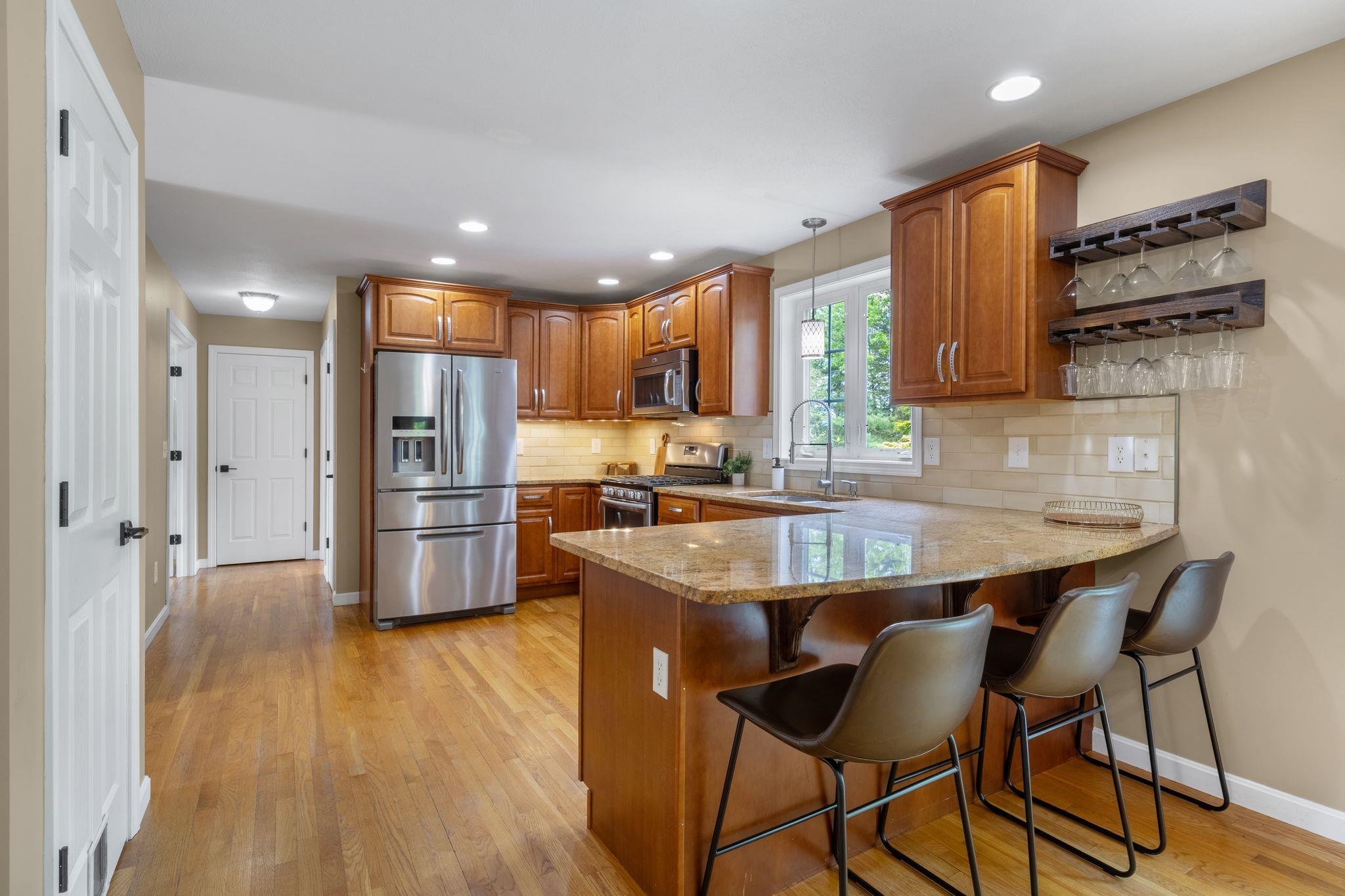 212 Oak Hill Road Barrington, NH 03825 - Photo 5 of 55