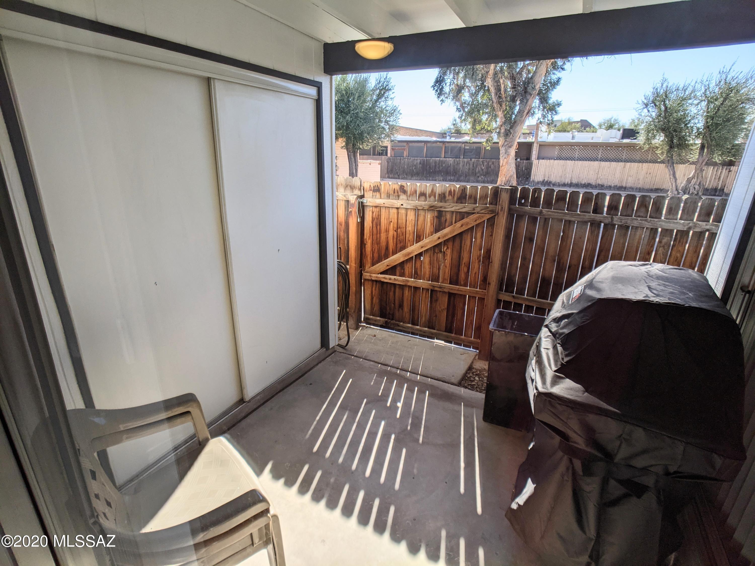 17 East Pastime Road Tucson, AZ 85705 - Photo 18 of 19