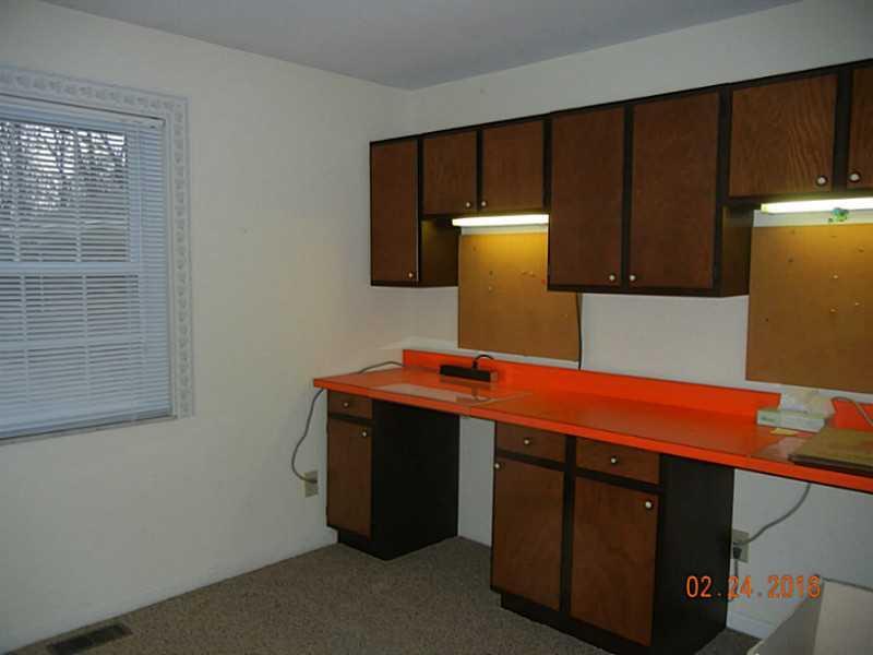 3901 Crescent Hill Road Springfield, OH 45502 - Photo 16 of 25