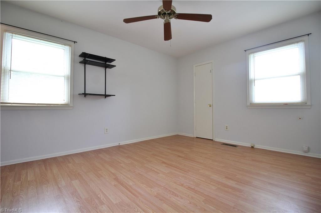 3318 Dillon Road Jamestown, NC 27282 - Photo 8 of 12 Gallery Image 8