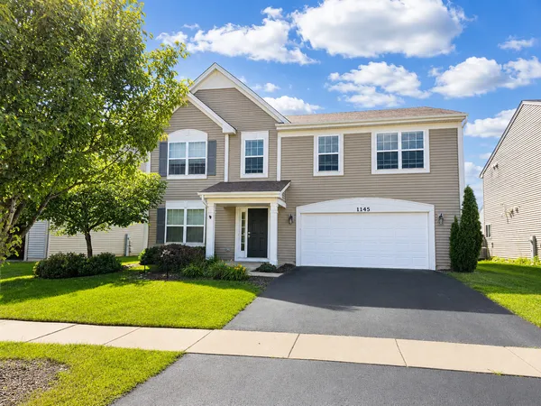$3,650 | 1145 Adagio Drive, Volo, IL 60073