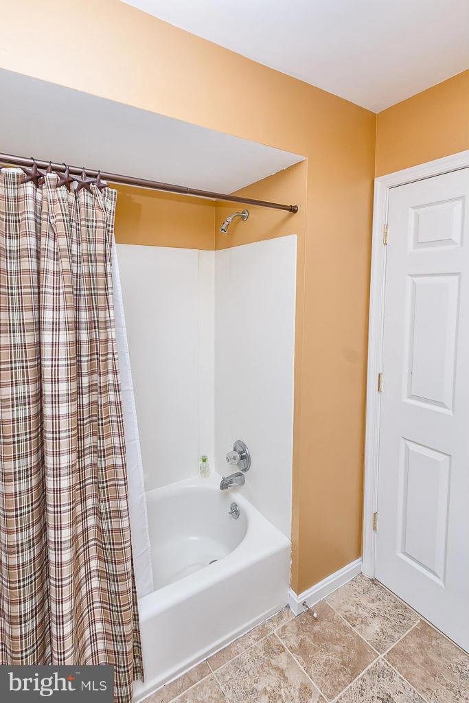 2406 Romney Road Joppa, MD 21085 - Photo 20 of 30 Bath