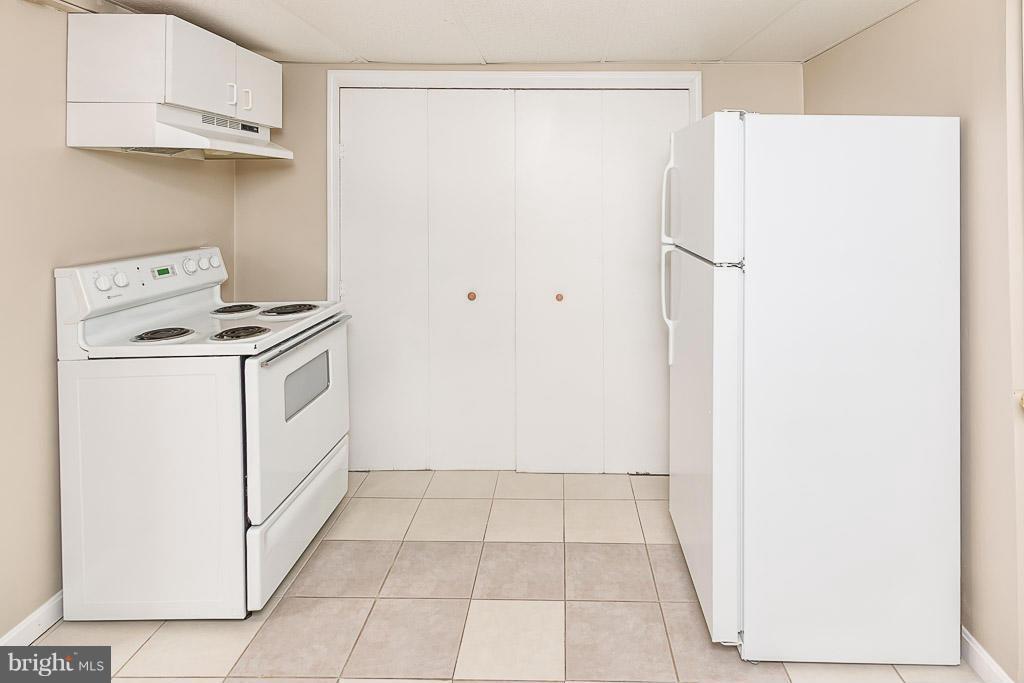 2406 Romney Road Joppa, MD 21085 - Photo 26 of 30 Kitchen
