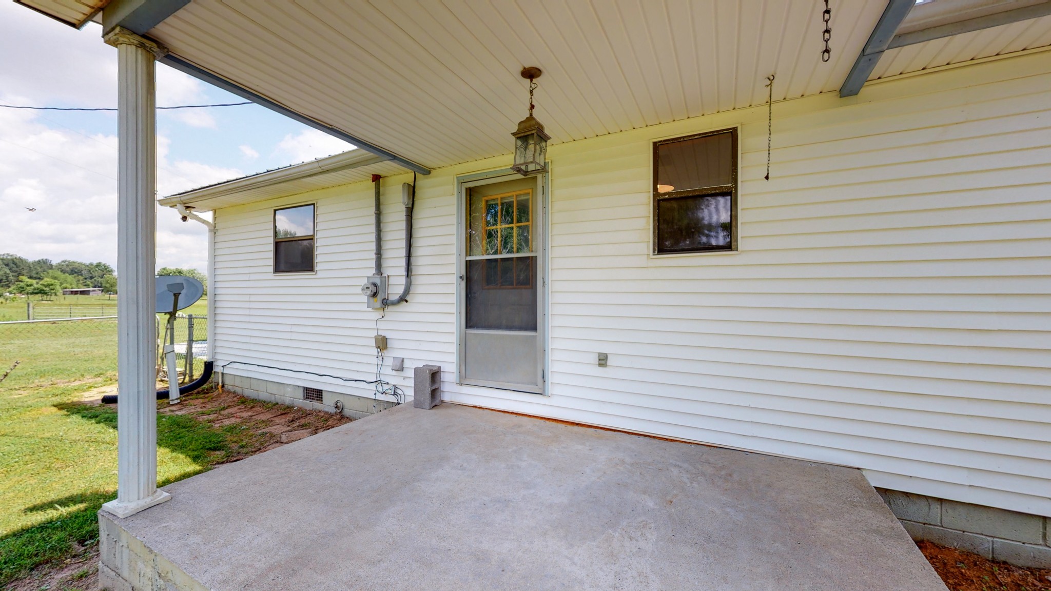 83 Hotel Road Flintville, TN 37335 - Photo 27 of 39 a view of a house with porch